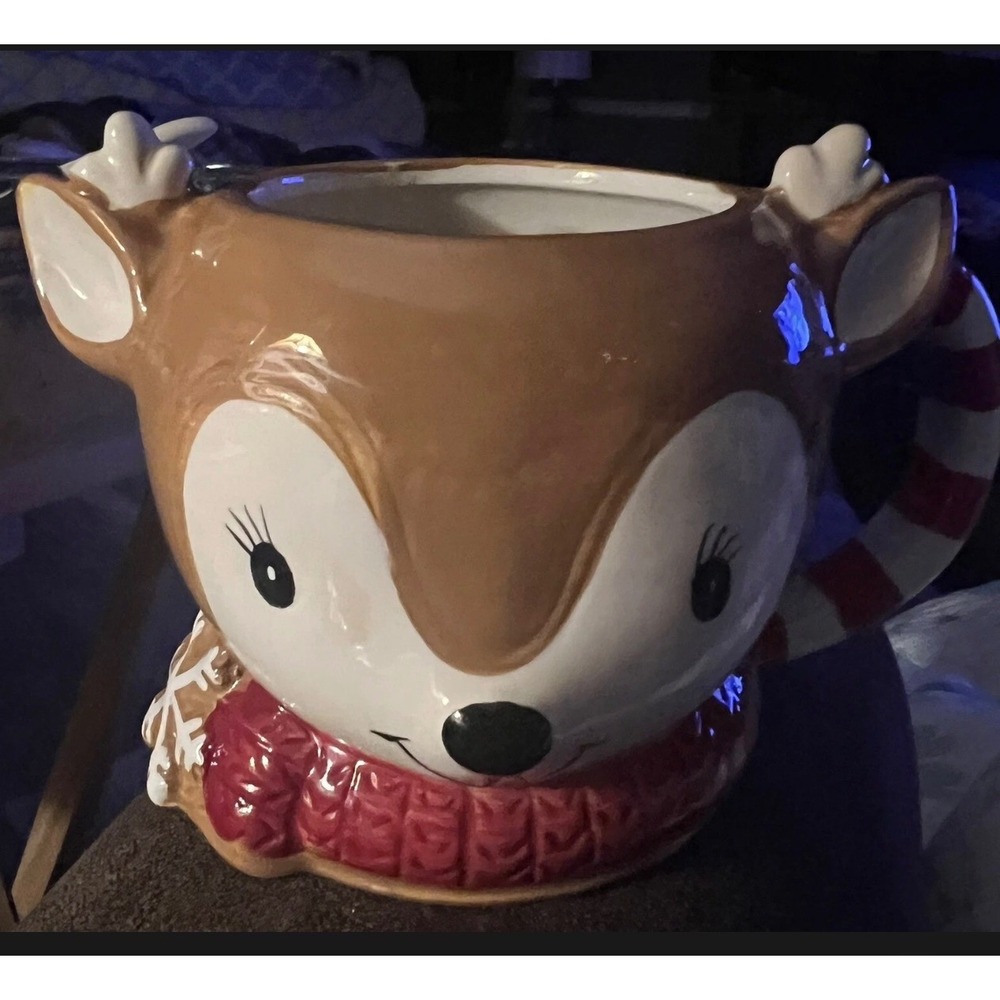 Holiday Reindeer Ceramic Mug with Whipped Cream Lid Candy Cane Handle Christmas - Picture 2 of 11